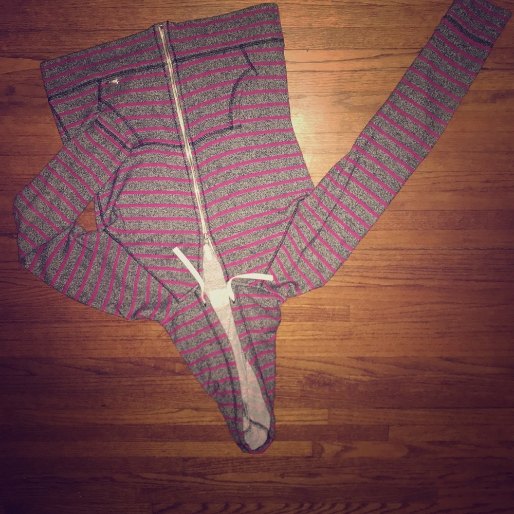 Zip up Sweater